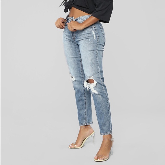 Tobi High Rise Mom Jeans - Picture 2 of 8